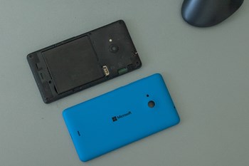 Microsoft _ Lumia 535 recenzija (10).jpg